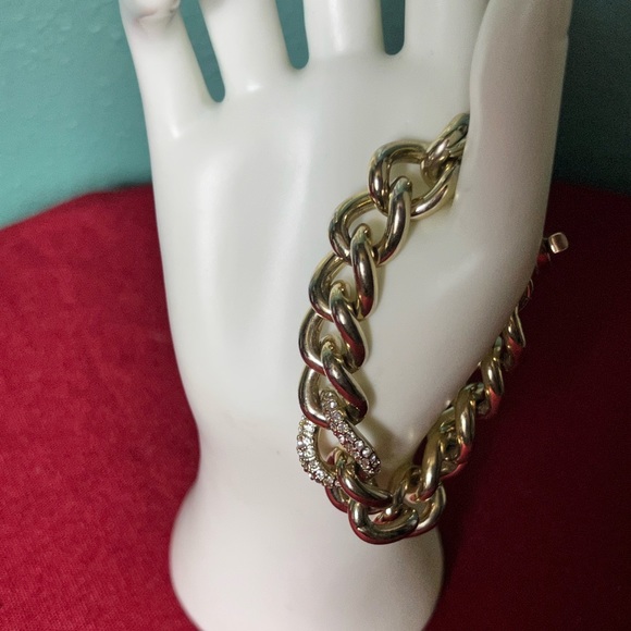 Victoria’s Secret Chain Link Bracelet - Picture 4 of 10